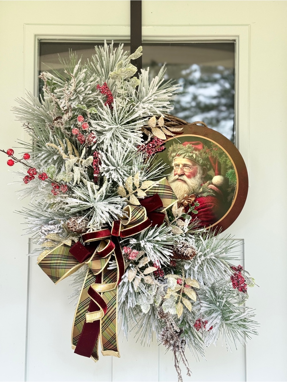 Vintage Santa Christmas Wreath